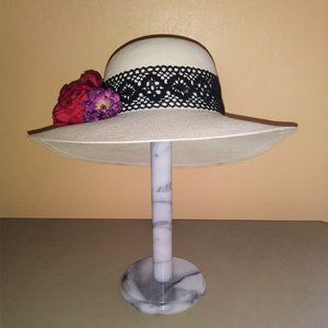 VINTAGE 90s STRAW HAT, ANTIQUE WHITE